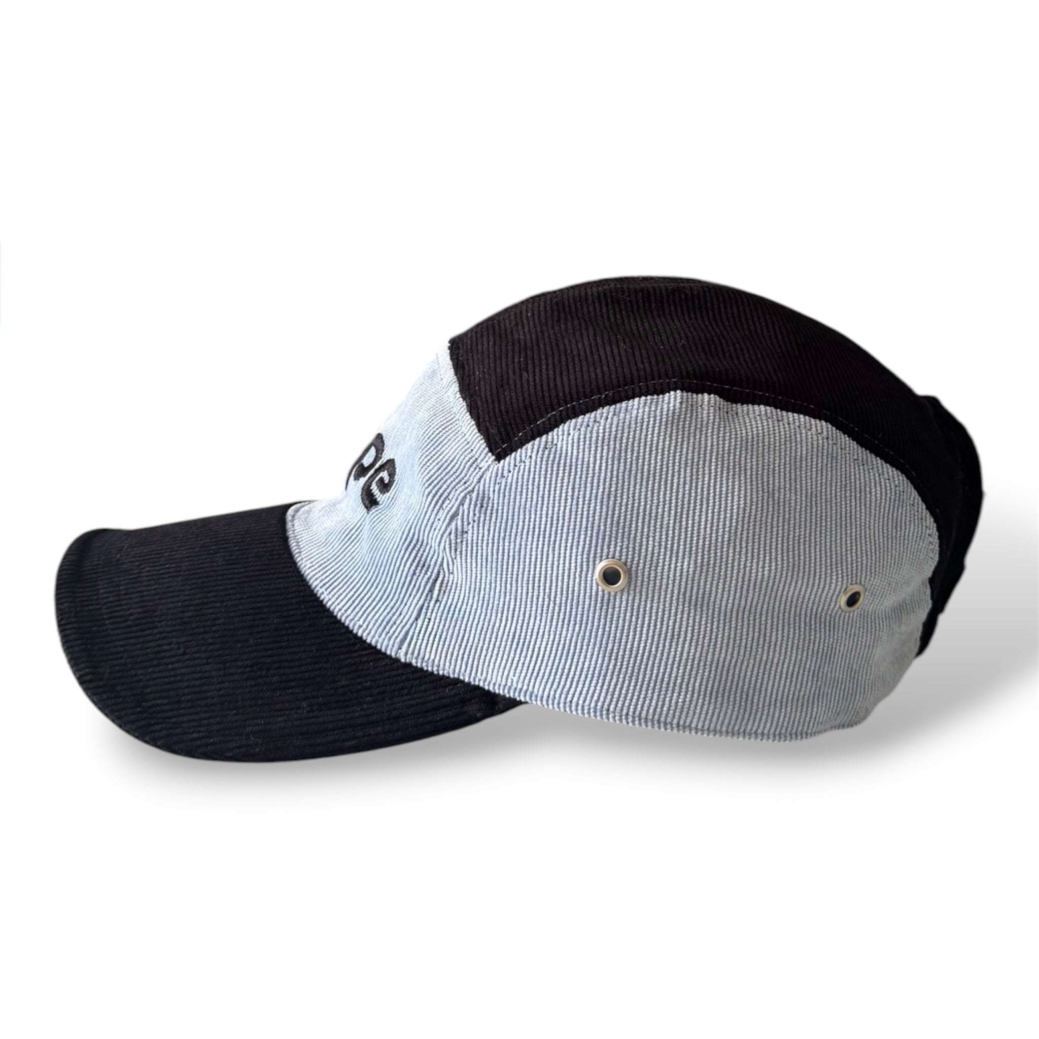 Gorra 5 panel negra/azul