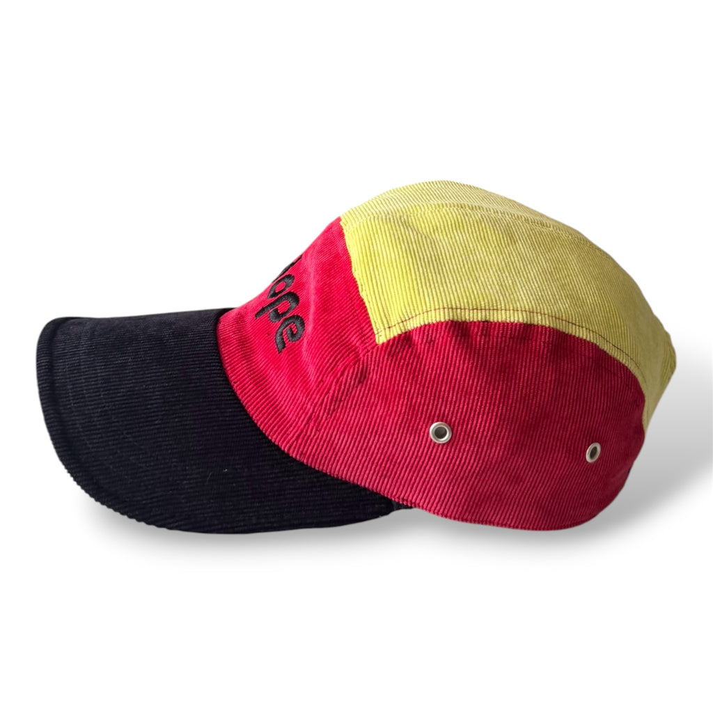 Gorra 5 panel roja/verde